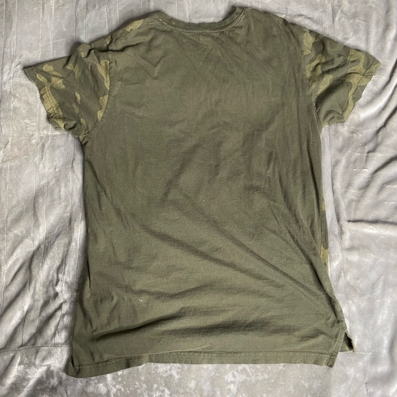 Green Camo print T-Shirt - Picture 2 of 2